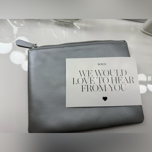 ROYCE New York ZIPPERED TRAVEL POUCH - Picture 1 of 10